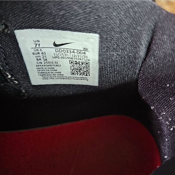 Nike Kyrie Infinity Bred GS Youth DD0334-004 basketball shoes size GS 7y 284 - Picture 3 of 11